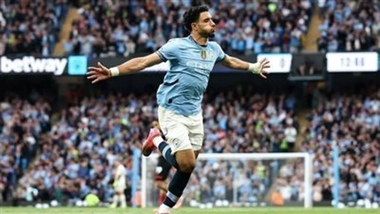 قمة الدوري الإنجليزي.. موعد مباراة مانشستر سيتي ووولفرهامبتون والقنوات الناقلة وتشكيل بيب جوارديولا